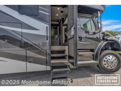 2022 Verona 36VSB by Renegade RV from Motorhome Finders in West Grove, Texas