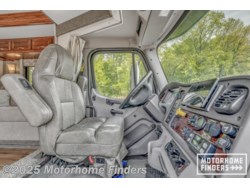 Used 2022 Renegade RV Verona 36VSB available in West Grove, Texas