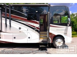 2017 Challenger 37TB Bunkhouse by Thor Motor Coach from Motorhome Finders in Baltimore, Texas