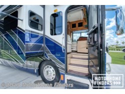 2016 American Coach American Revolution 42T - Used Diesel Pusher for sale by Motorhome Finders in Webster, Texas