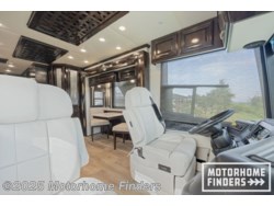 Used 2019 Newmar New Aire 3345 available in Hayesville, Texas
