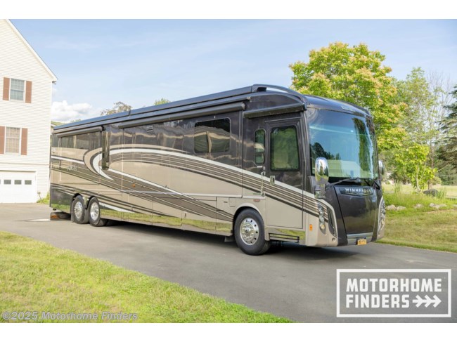 2018 Winnebago Grand Tour 45RL