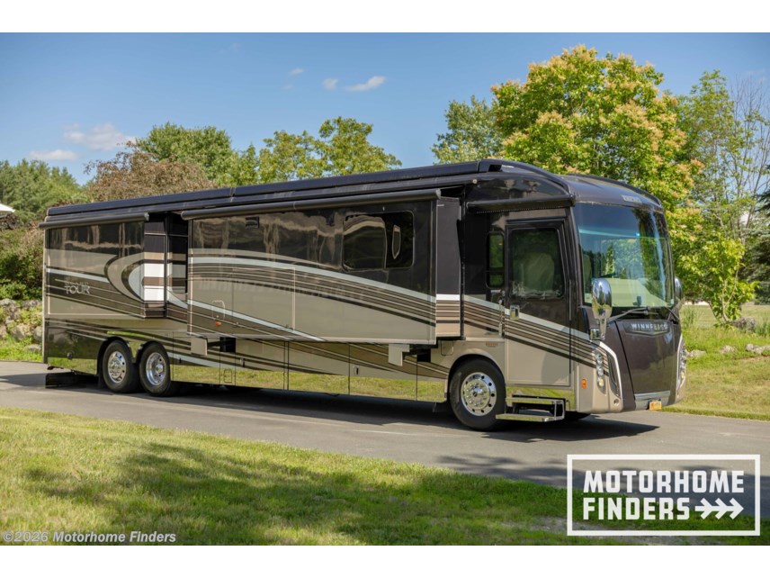 2018 Winnebago Grand Tour 45RL