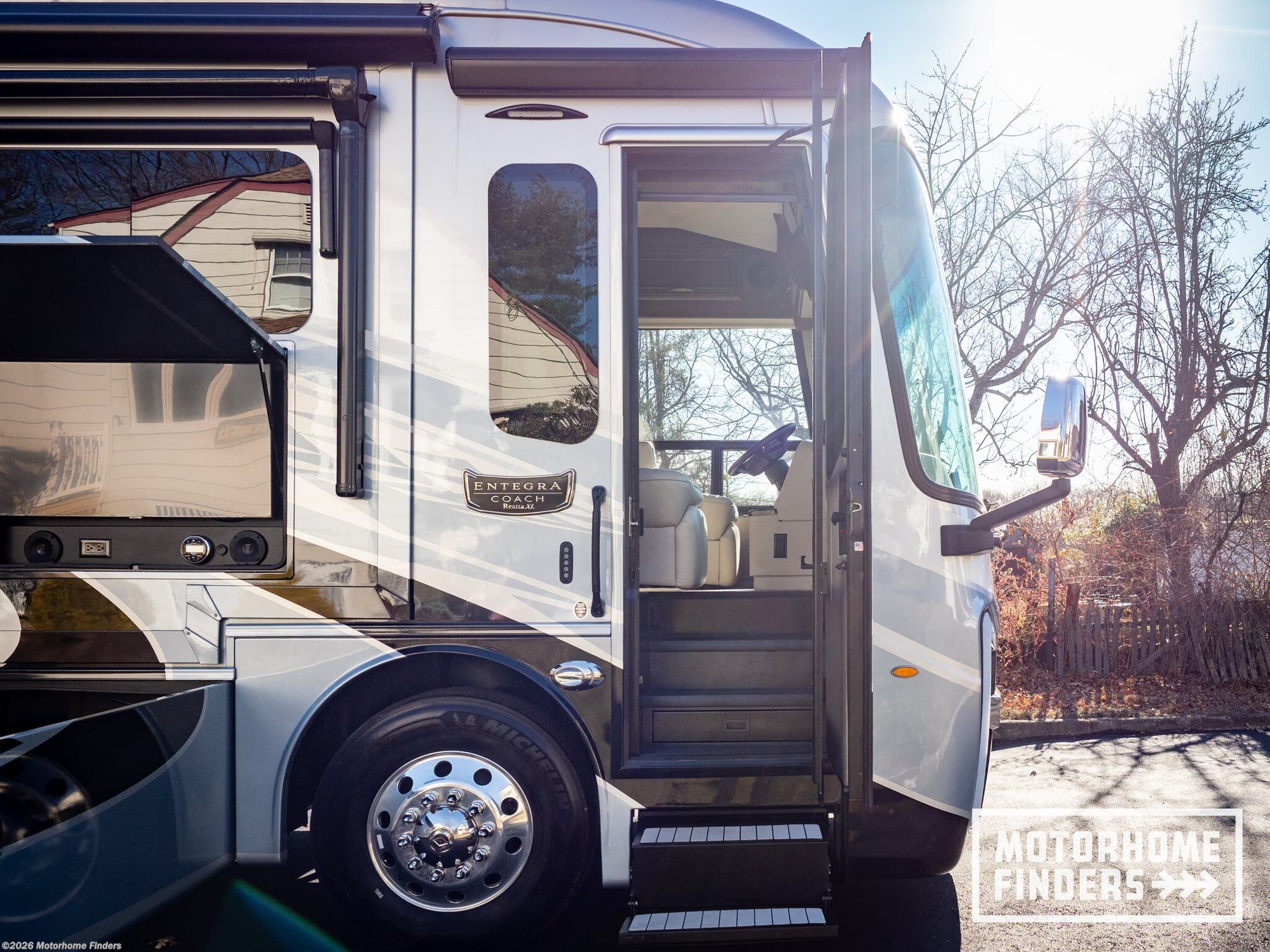 2025 Reatta XL 40Q2 by Entegra Coach from Motorhome Finders in North Haledon, New Jersey