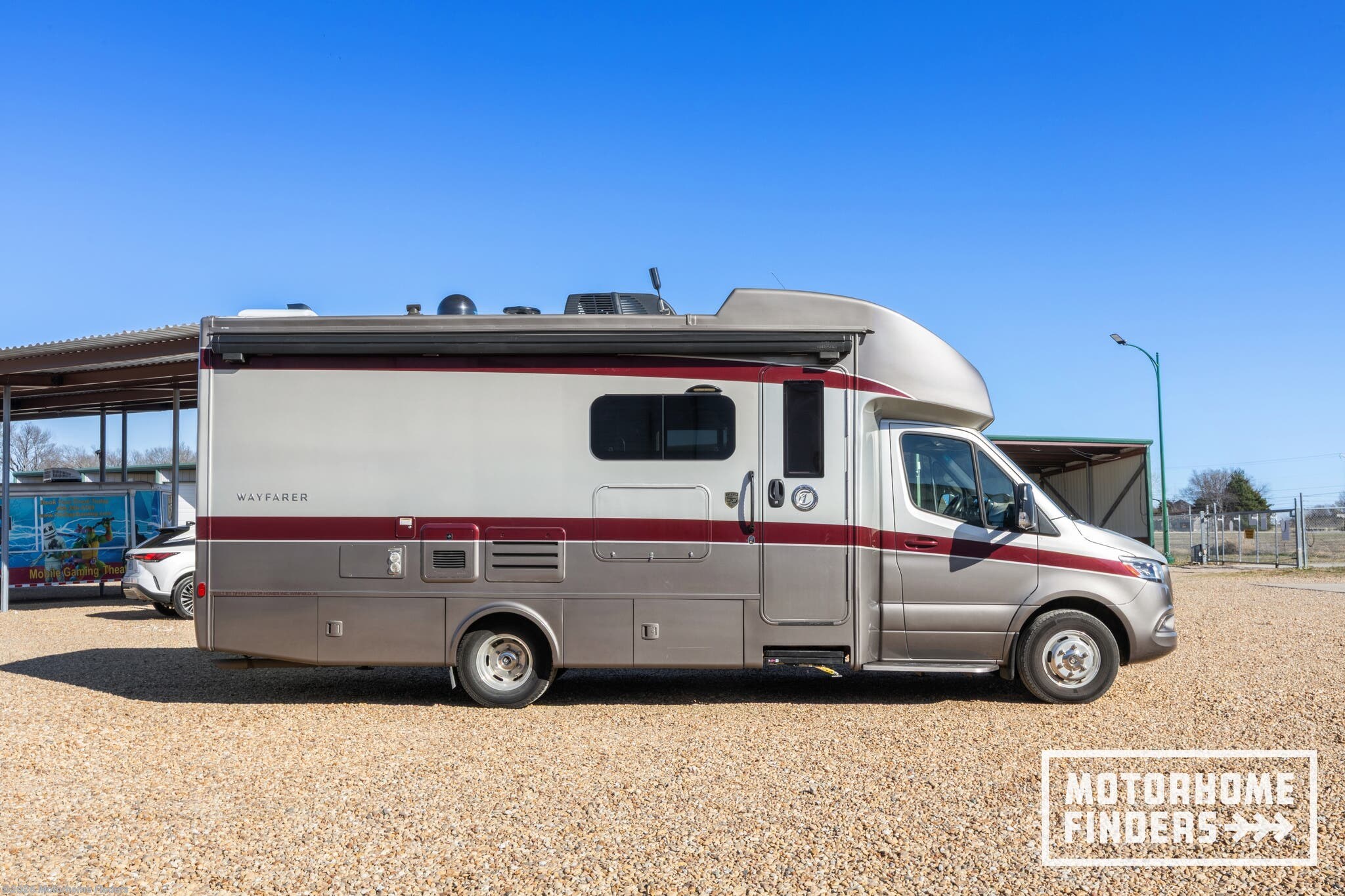 2022 Tiffin Wayfarer 25RW - Used Class C For Sale by Motorhome Finders in Melissa, Texas features Self Contained, Refrigerator, External Shower, Slideout, Water Heater