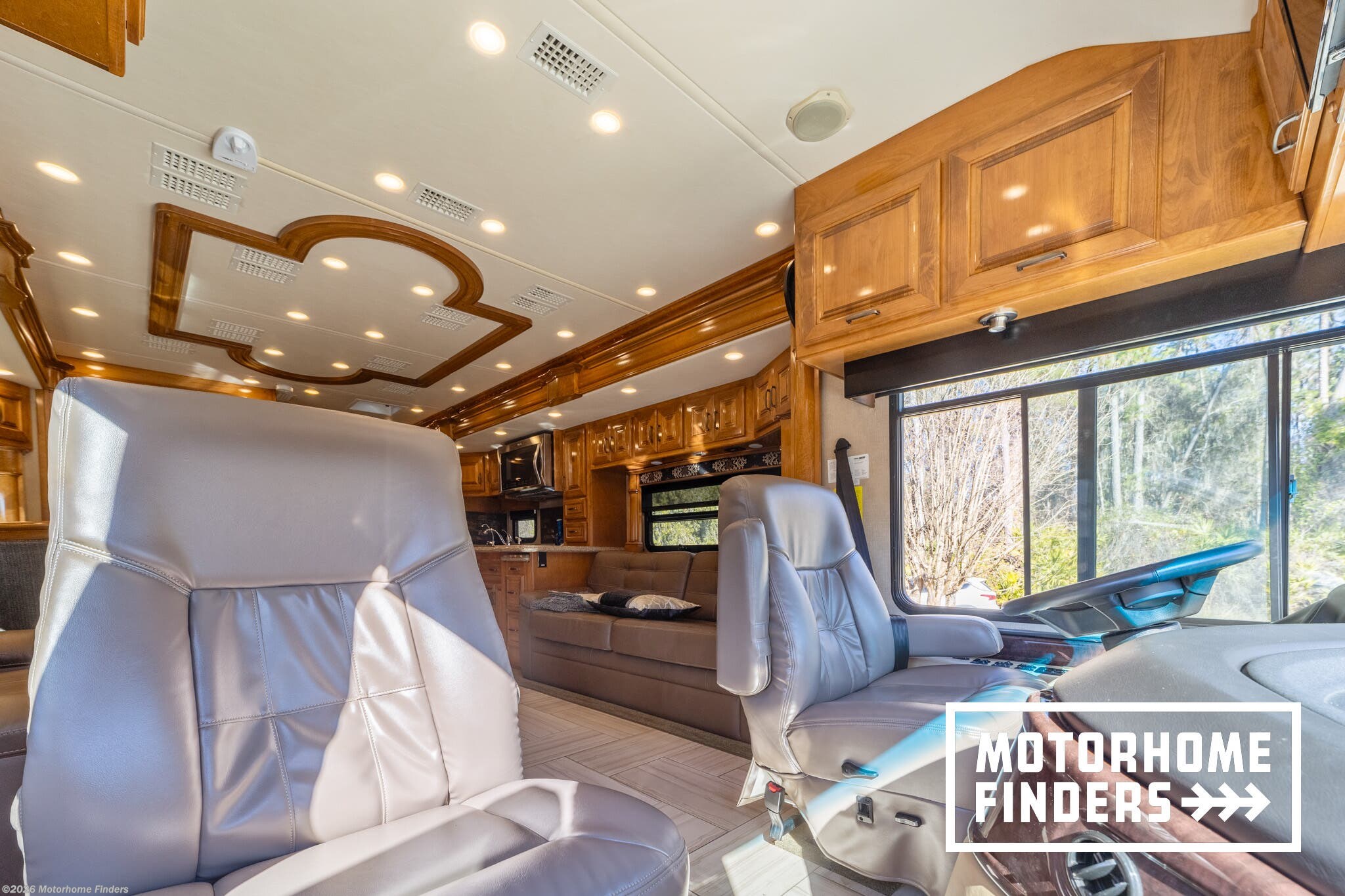 Used 2017 American Coach American Revolution 42Q available in East Palatka, Florida