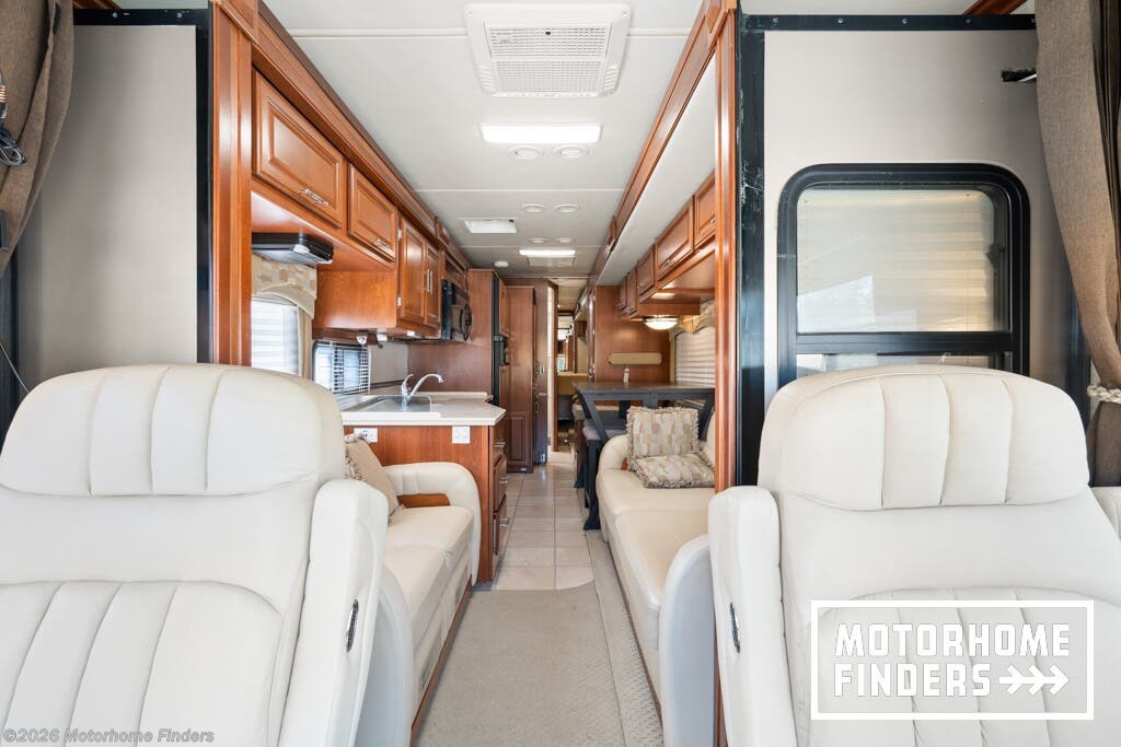 Used 2008 Fleetwood Discovery 39R available in Sullivan, Maine
