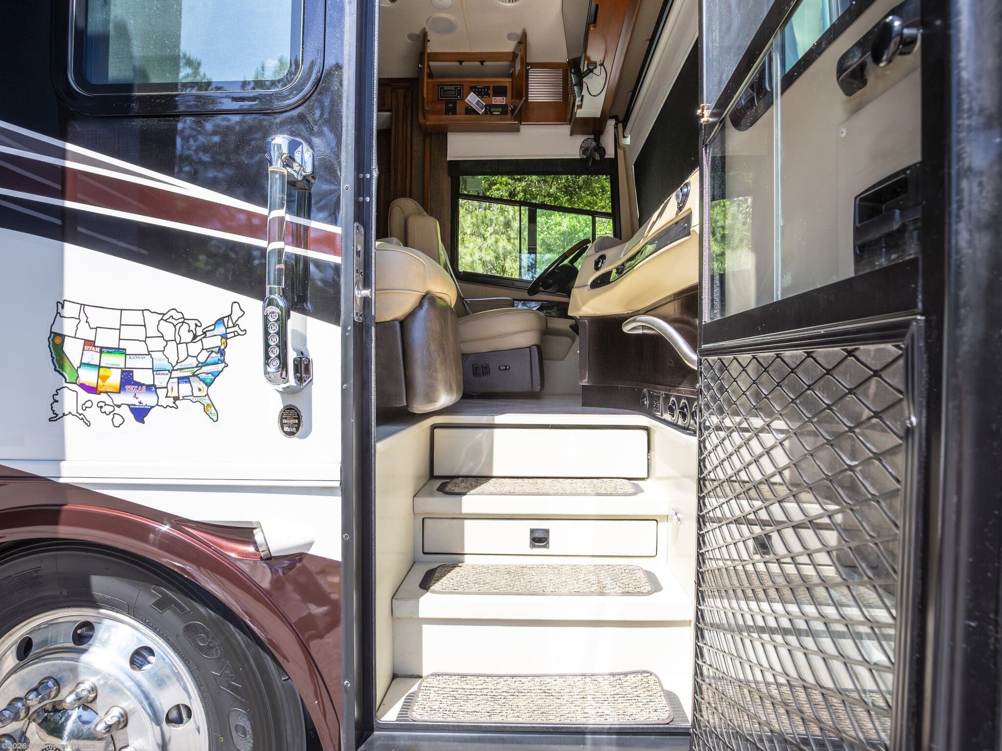 2014 Tiffin Allegro Bus 37AP - Used Diesel Pusher For Sale by Motorhome Finders in Chesapeake, Virginia features Stainless Appliances, Skylight, Fire Extinguisher, Washer, TV