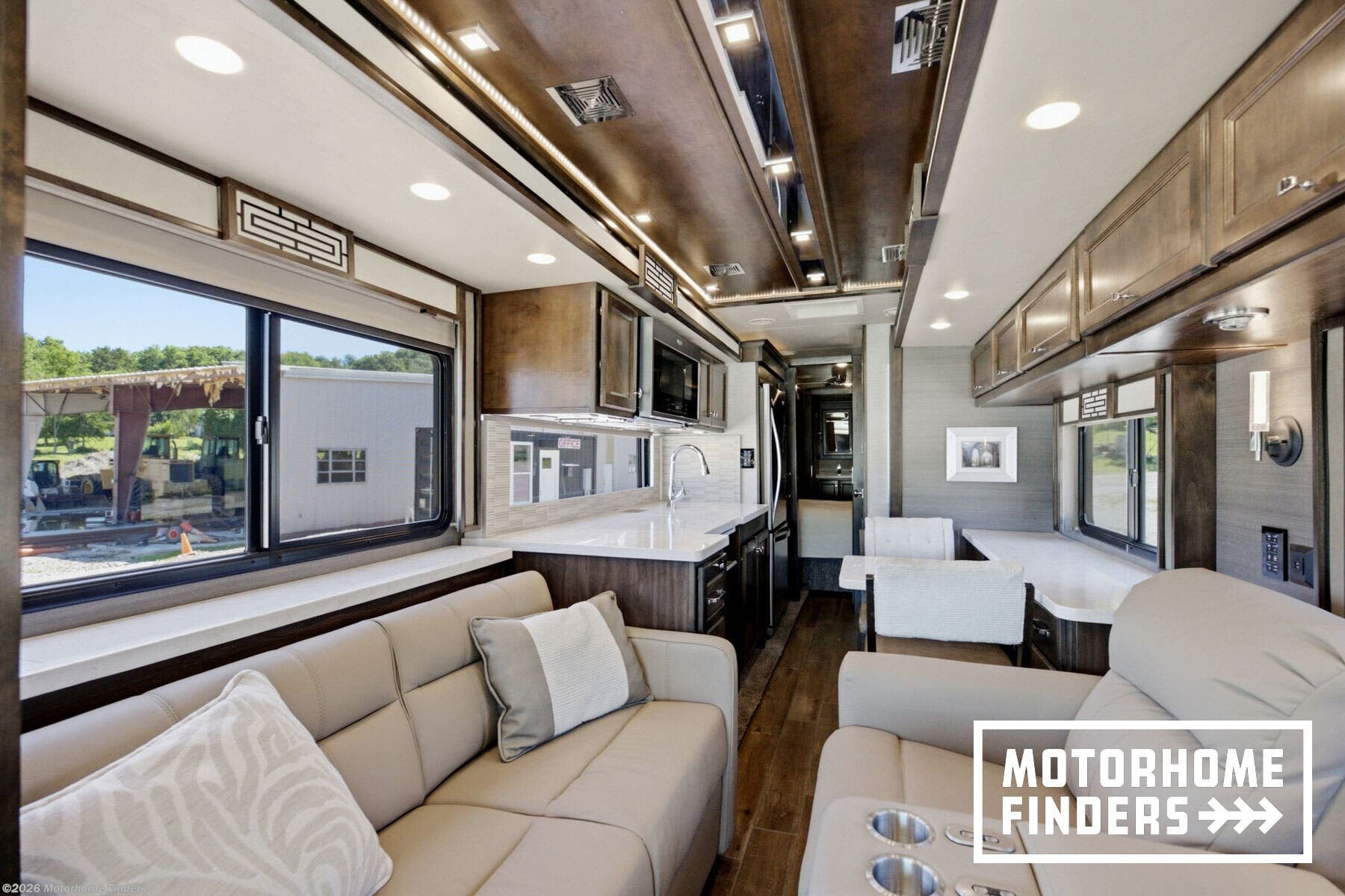 Used 2021 Tiffin Allegro Red 37BA available in Eureka, Missouri