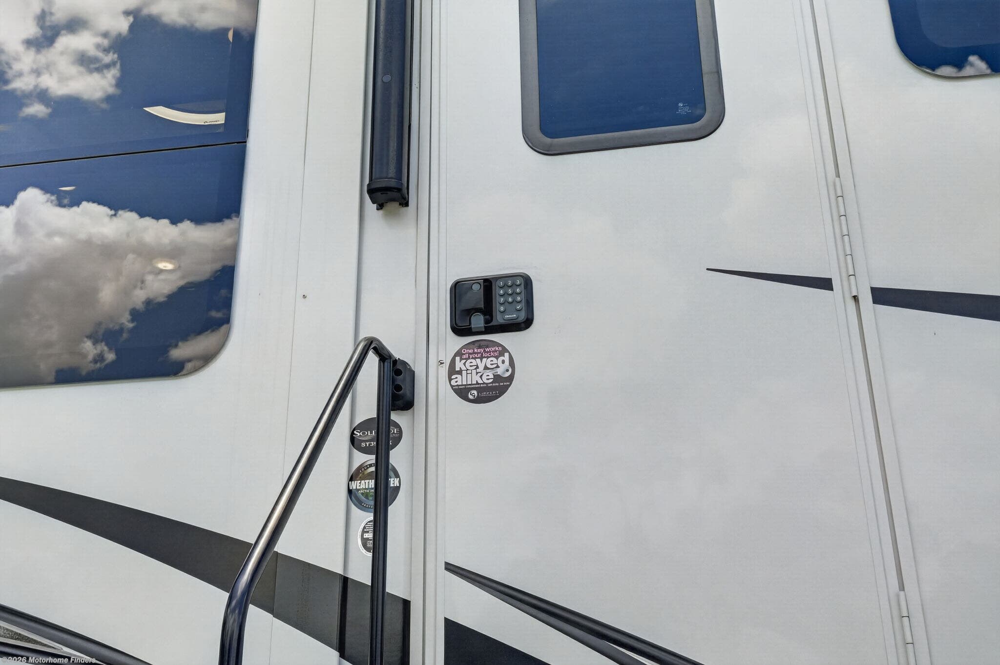 2022 Solitude 390RK by Grand Design from Motorhome Finders in Fort Myers, Florida
