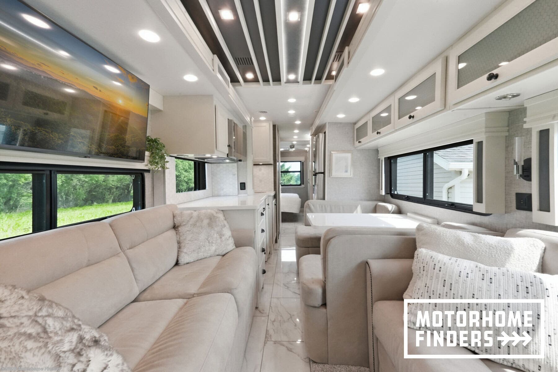 2025 Allegro Bay 38 AB by Tiffin from Motorhome Finders in Wooster, Ohio