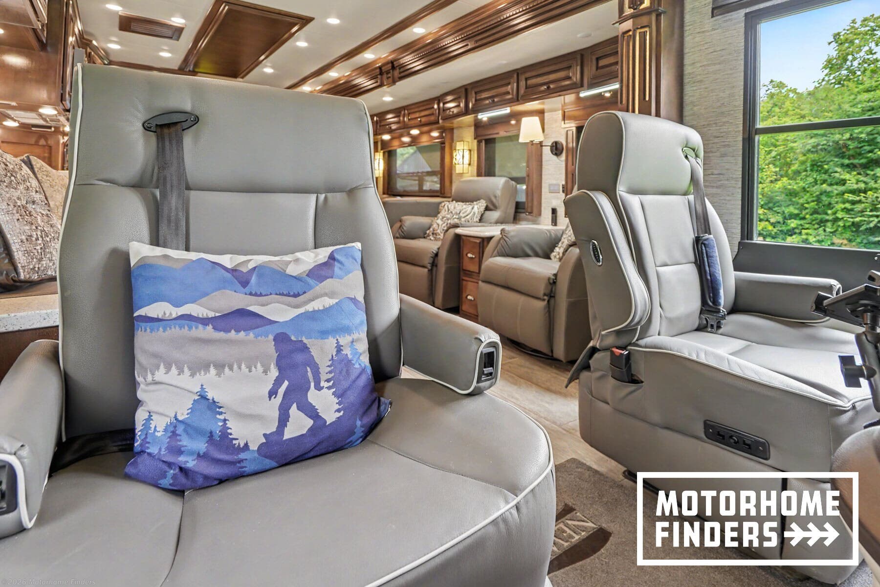 2019 Dutch Star 4369 by Newmar from Motorhome Finders in Winterset, Iowa