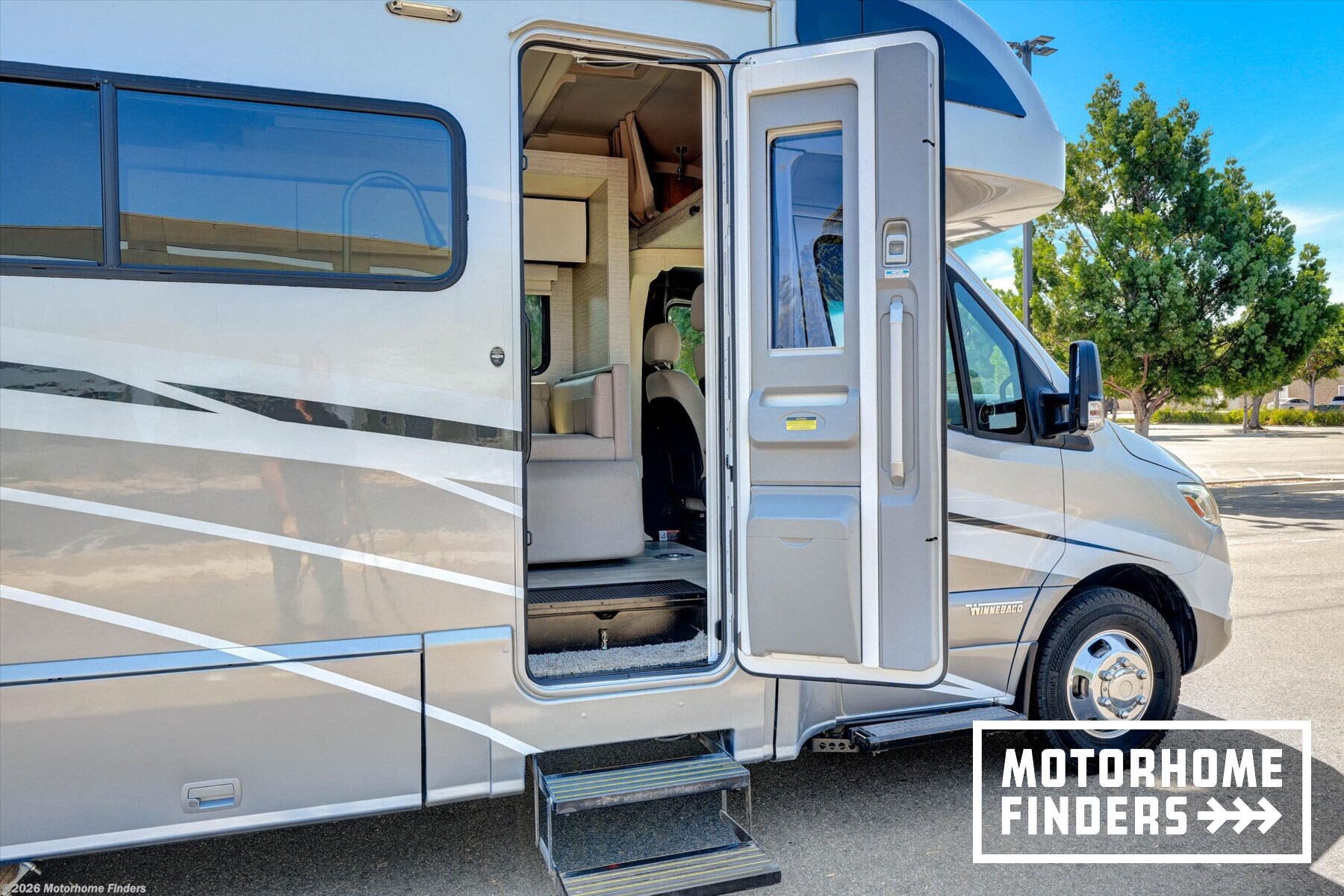 2021 Winnebago View 24D - Used Class C For Sale by Motorhome Finders in Tustin, California features Queen Mattress, Generator, Furnace, Slide-out Awning, Stainless Appliances