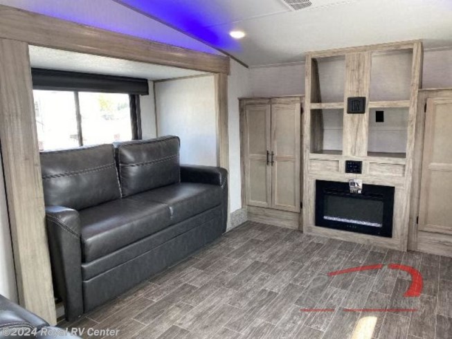 2021 Forest River Cherokee Arctic Wolf Suite 3990 RV for Sale in