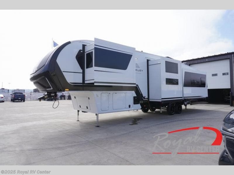 2024 Brinkley RV Model Z 3610 RV for Sale in Middlebury, IN 46540