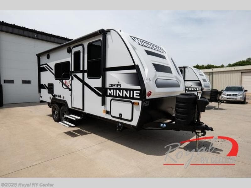 2025 Winnebago Micro Minnie 2108DS RV for Sale in Middlebury, IN 46540