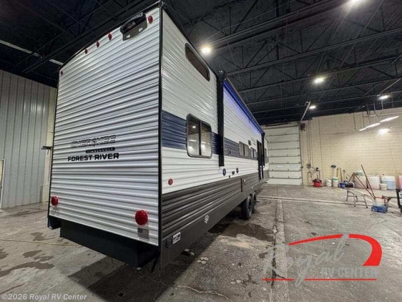 2025 Cherokee Timberwolf 39TN by Forest River from Royal RV Center in Middlebury, Indiana