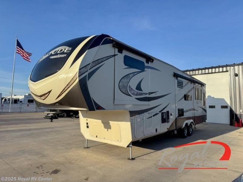 Used 2017 Grand Design Solitude 360RL available in Middlebury, Indiana