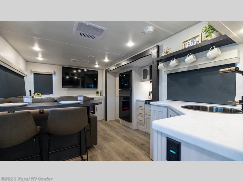 2026 Un-Mapped 25RL by Forest River from Royal RV Center in Middlebury, Indiana