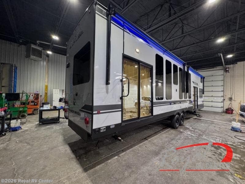 2026 Cherokee Timberwolf 39ALBL by Forest River from Royal RV Center in Middlebury, Indiana