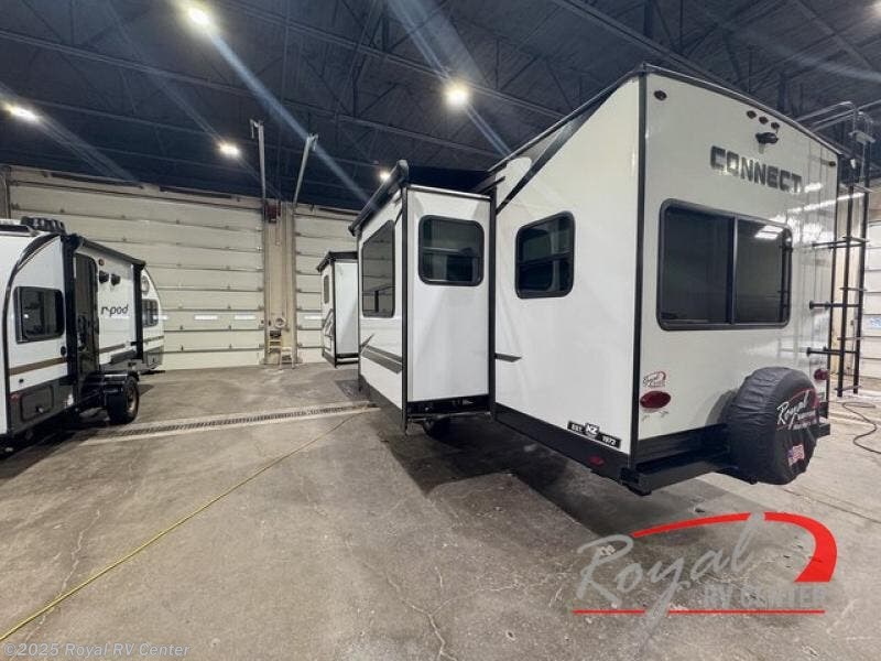 Used 2024 K-Z Connect C262RLK available in Middlebury, Indiana
