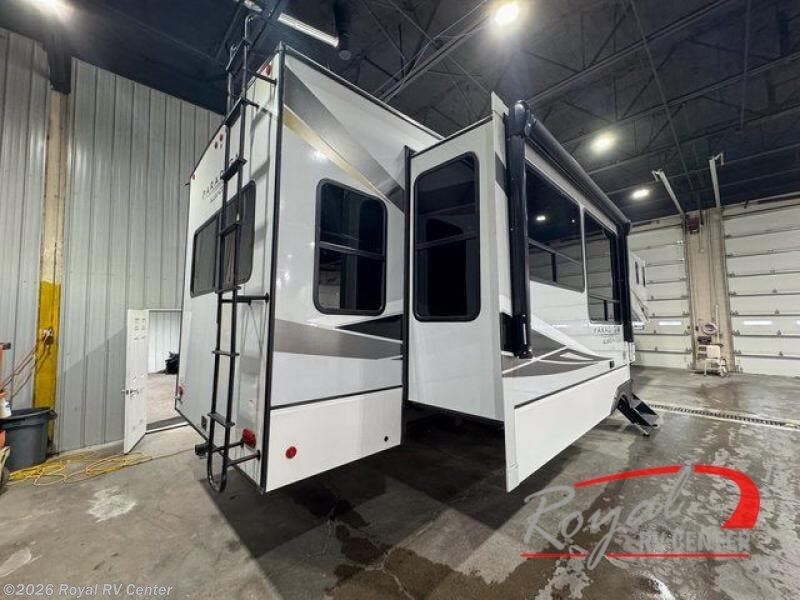 2022 Paradigm 370FB by Alliance RV from Royal RV Center in Middlebury, Indiana
