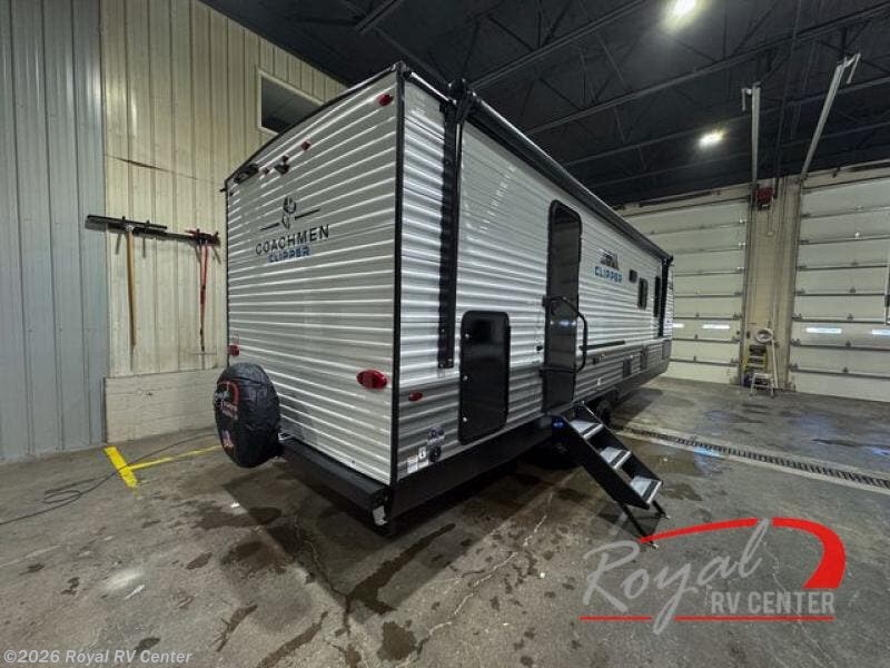 2026 Clipper 6K Series 25RB by Coachmen from Royal RV Center in Middlebury, Indiana