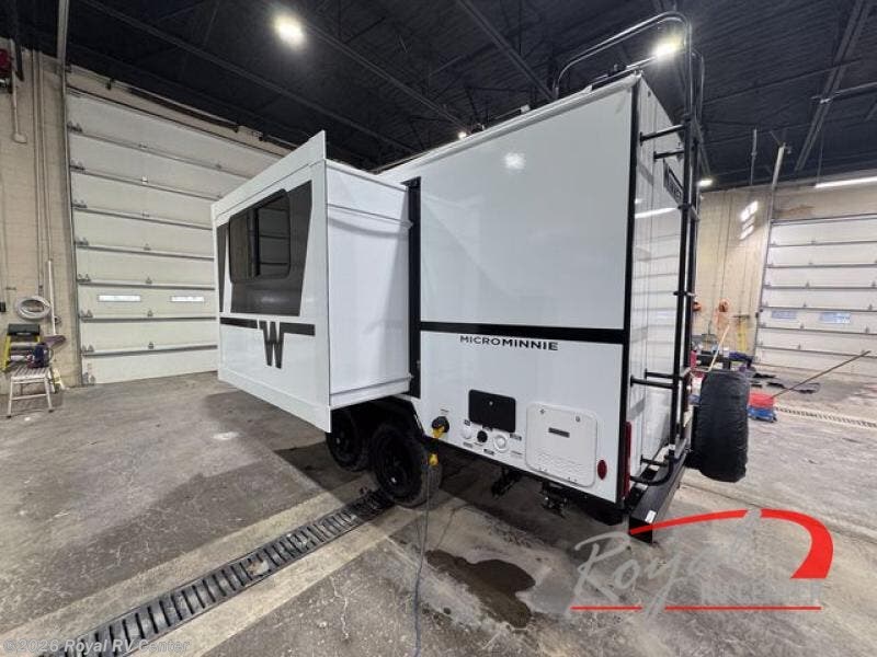 New 2026 Winnebago Micro Minnie 2108DS available in Middlebury, Indiana