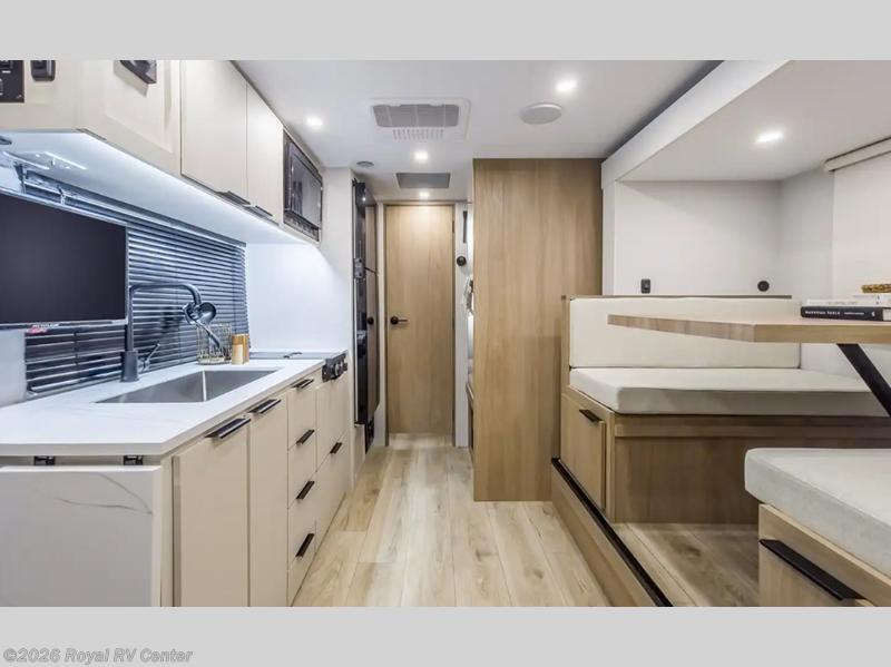 2026 Micro Minnie 2200MBH by Winnebago from Royal RV Center in Middlebury, Indiana