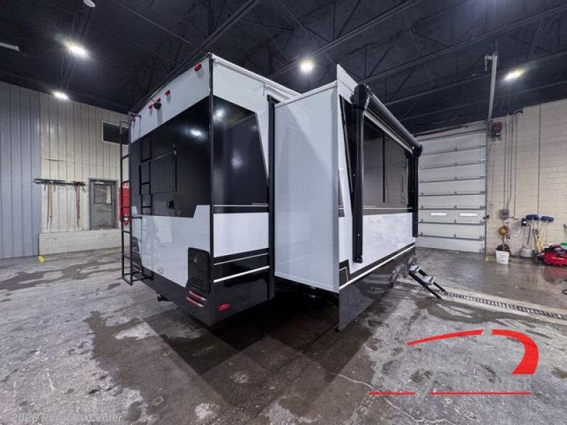 2026 Model Z 2700 by Brinkley RV from Royal RV Center in Middlebury, Indiana