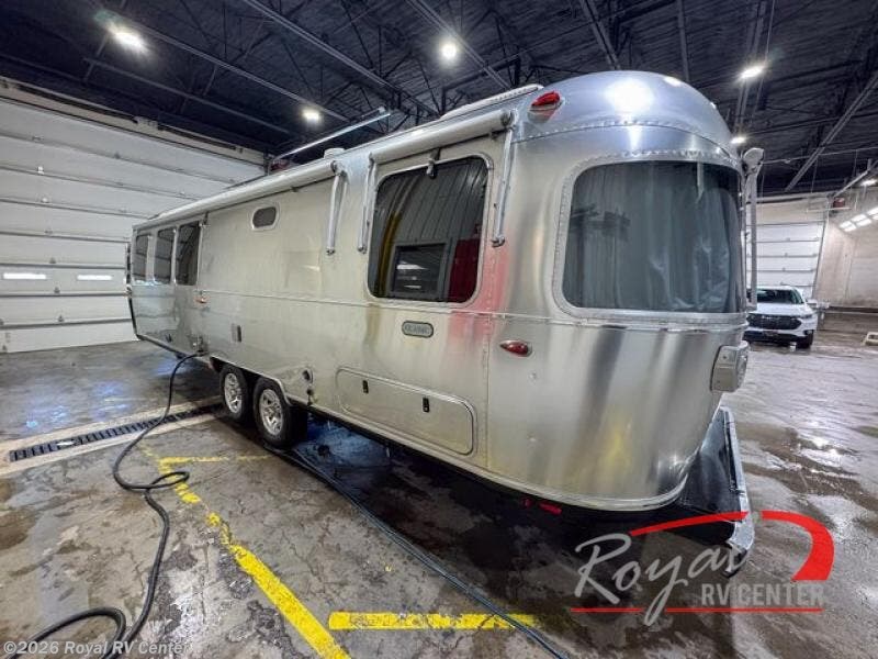 Used 2023 Airstream Classic 30RB Twin available in Middlebury, Indiana