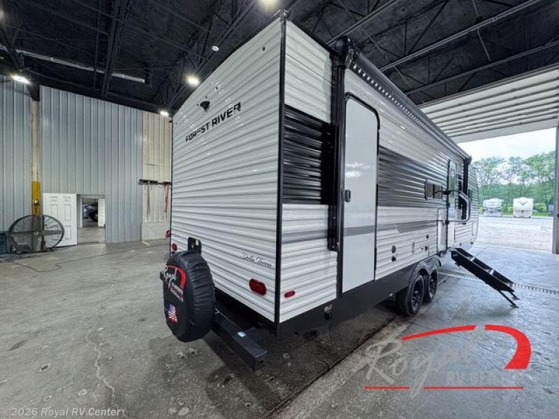 2027 Della Terra 275BH by East to West from Royal RV Center in Middlebury, Indiana