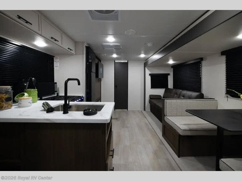 2027 Avenger 25RBS by Forest River from Royal RV Center in Middlebury, Indiana