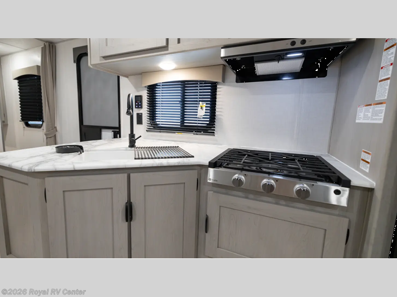 2027 Clipper 6K Series 262DBS by Coachmen from Royal RV Center in Middlebury, Indiana