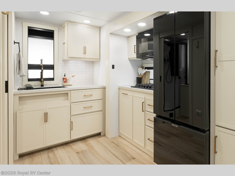 2027 Model I 235 by Brinkley RV from Royal RV Center in Middlebury, Indiana