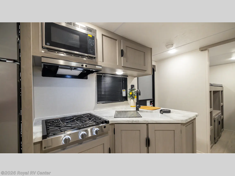 2027 Clipper 6K Series 292TB by Coachmen from Royal RV Center in Middlebury, Indiana