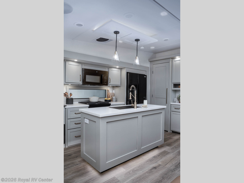 2027 Model Z 2900 by Brinkley RV from Royal RV Center in Middlebury, Indiana