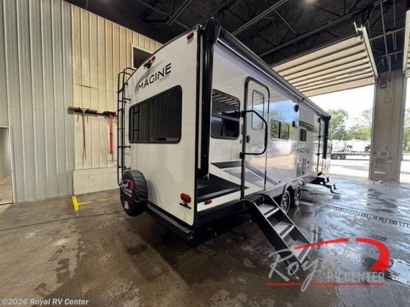 2022 Imagine 2500RL by Grand Design from Royal RV Center in Middlebury, Indiana