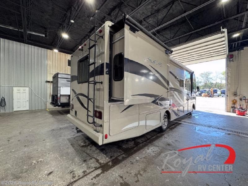 2014 ACE 30 1 by Thor Motor Coach from Royal RV Center in Middlebury, Indiana