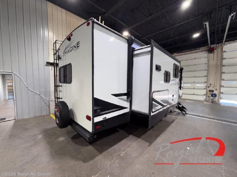 2022 Imagine 2670MK by Grand Design from Royal RV Center in Middlebury, Indiana
