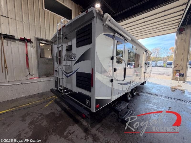 2018 Lance Travel Trailers 2285 by Lance from Royal RV Center in Middlebury, Indiana