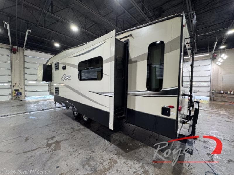 2018 Cougar Half-Ton Series 327RLK by Keystone from Royal RV Center in Middlebury, Indiana