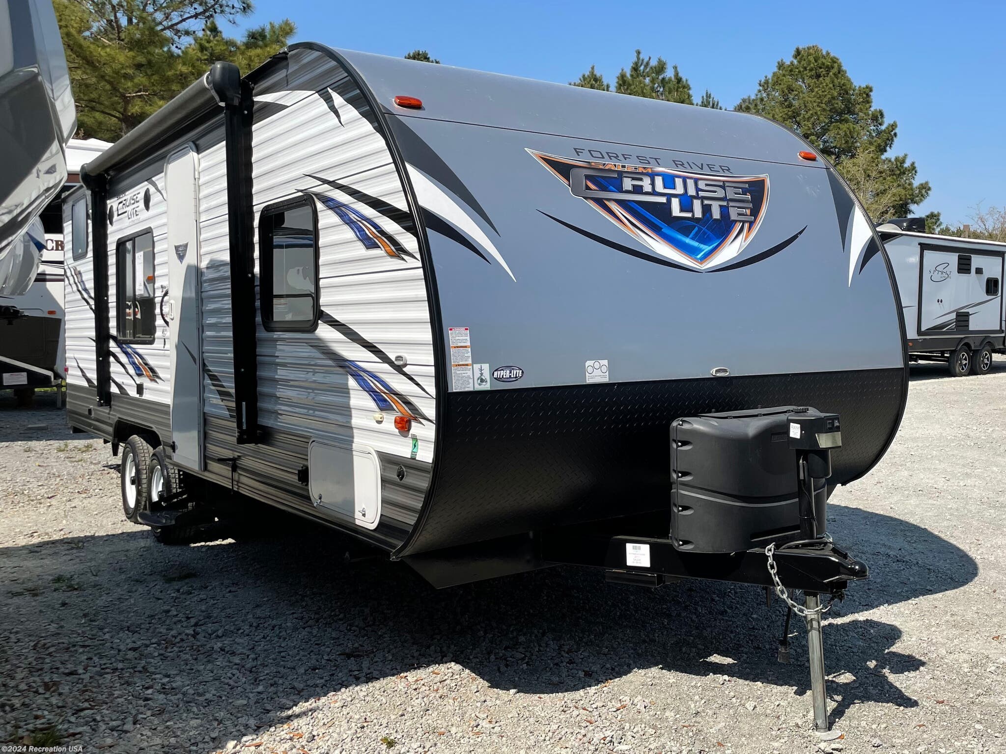 2017 salem cruise lite value