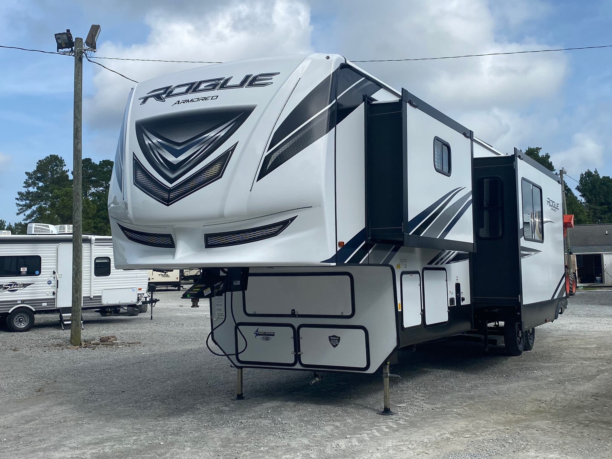 2022 Forest River Vengeance Rogue Armored 371 RV for Sale in Longs, SC