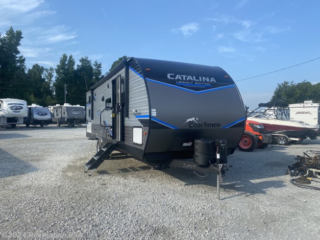 New 2022 Coachmen Catalina Legacy Edition 293QBCK available in Longs, South Carolina