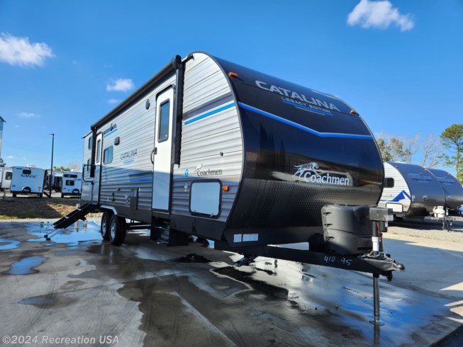 New 2023 Coachmen Catalina Legacy Edition 263BHSCK available in Myrtle Beach, South Carolina