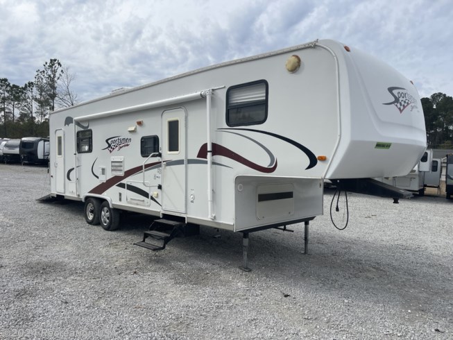 2005 K-Z Sportsmen Sportster 29 - Used Toy Hauler For Sale by Recreation USA in Longs - North Myrtle Beach, South Carolina