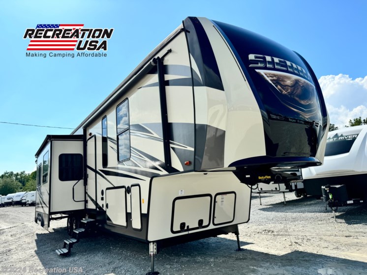 Used 2018 Forest River Sierra 387MKOK available in Longs - North Myrtle Beach, South Carolina