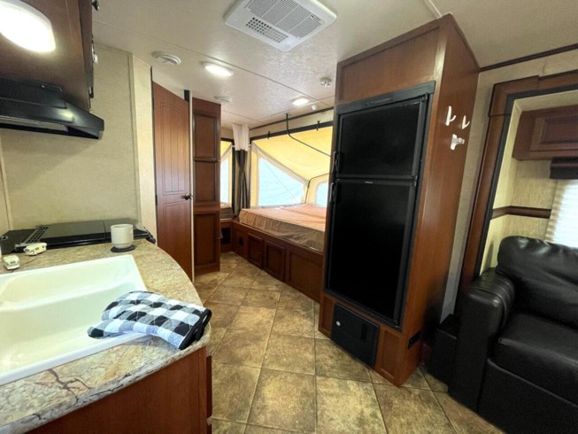 2014 Solaire 213 X by Palomino from Roughin