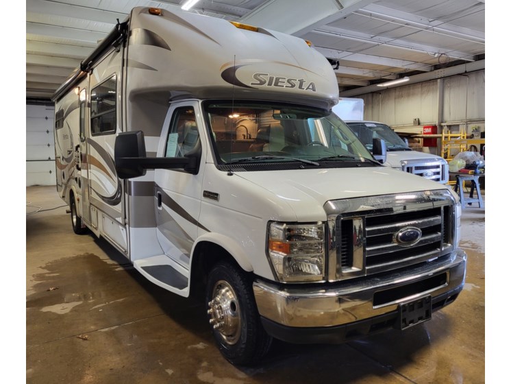 Used 2014 Thor Motor Coach Siesta 29TB available in Madison, Ohio